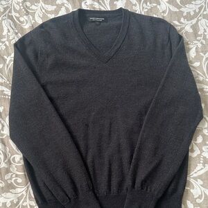 Express Men's Dark Charcoal V-Neck Sweater